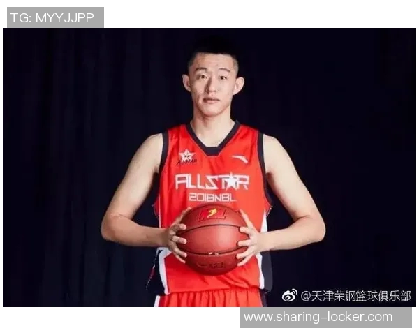 上海羽毛球队以58分稳居杯赛积分榜首位展现强劲实力 上海羽毛球队以58分稳居杯赛积分榜首位展现强劲实力