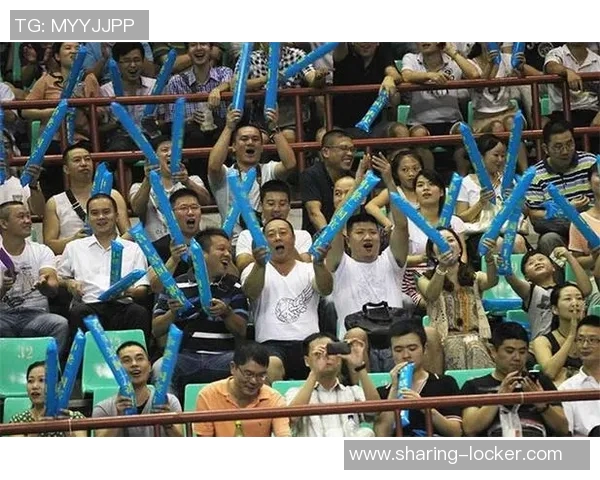 成都羽毛球队与杭州羽毛球队赛后复盘分析团队配合与战术执行的关键因素 成都羽毛球队与杭州羽毛球队赛后复盘分析团队配合与战术执行的关键因素